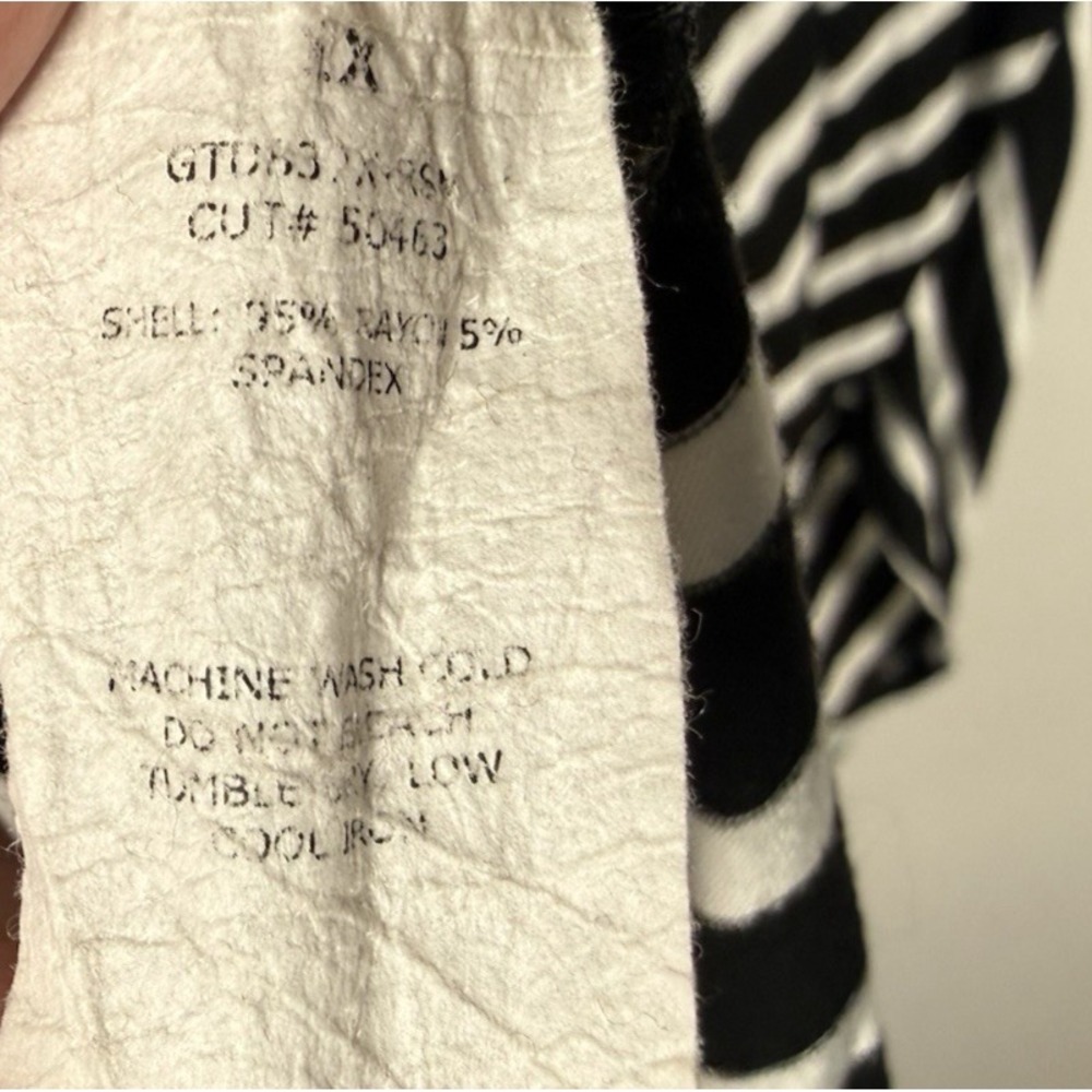 Green Envelope Womens 1X Stripe 3/4 Dolman Sleeve Black White Tunic Blouse Shirt - Picture 7 of 7